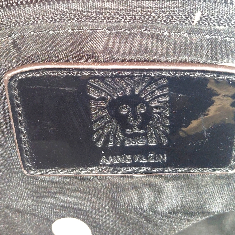 Anne Klein Handbag - Picture 9 of 9